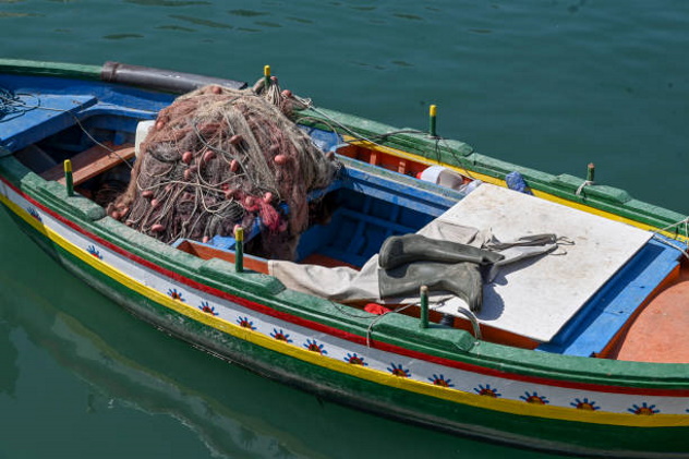 Sit-in contro fermo pesca a Capo Caccia: la protesta va avanti 