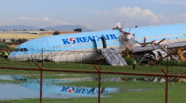 Filippine. Aereo con a bordo 173 passeggeri finisce oltre la pista d'atterraggio: ci sono feriti