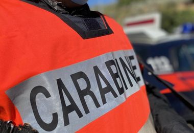 Lite tra extracomunitari in casa a Sassari, un uomo ferito alla testa 