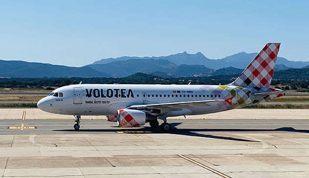 Volotea annuncia nuovi voli da Cagliari per Barcellona, Atene e Brindisi 
