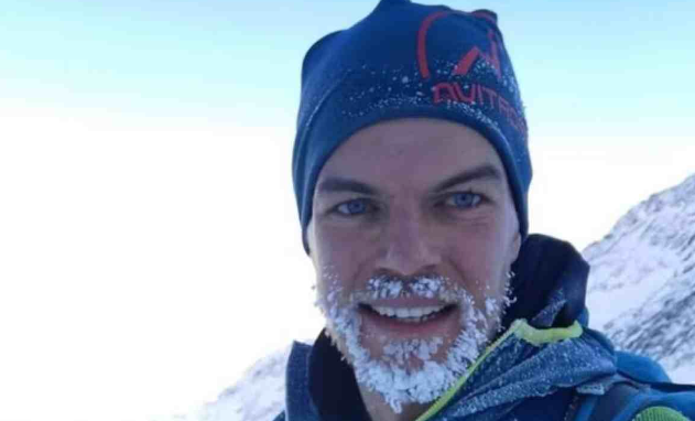 Alpinista esperto muore a 32 anni travolto da una valanga. Nel 2019 lanciò Ddt addosso ad Angela Merkel