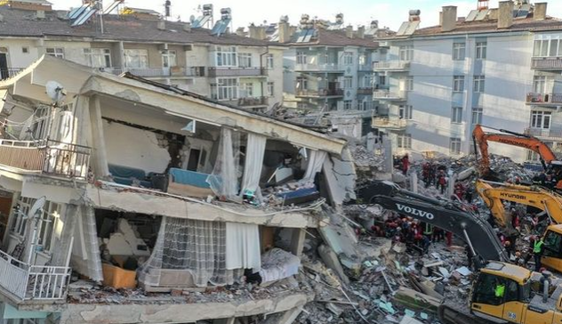Terremoto Turchia-Siria: oltre 4365 morti. Tra i dispersi anche un italiano