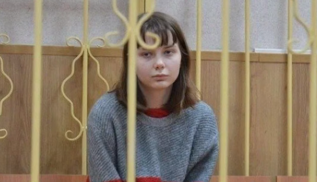 Russia, studentessa 20enne rischia dieci anni di carcere per una storia su Instagram