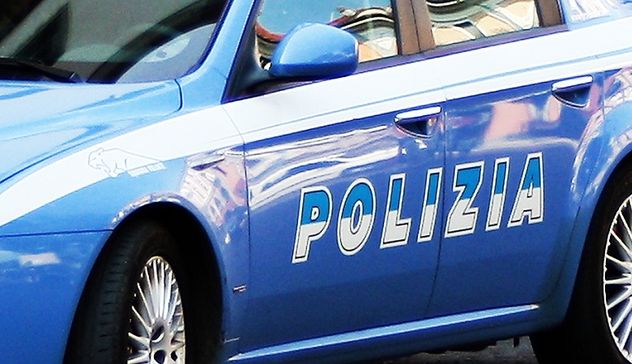 Cagliari: scappa due volte dalla Polizia e si nasconde dietro a un cespuglio, 46enne in manette