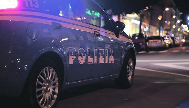 Cagliari: aggredisce turisti e poliziotti, 40enne in manette