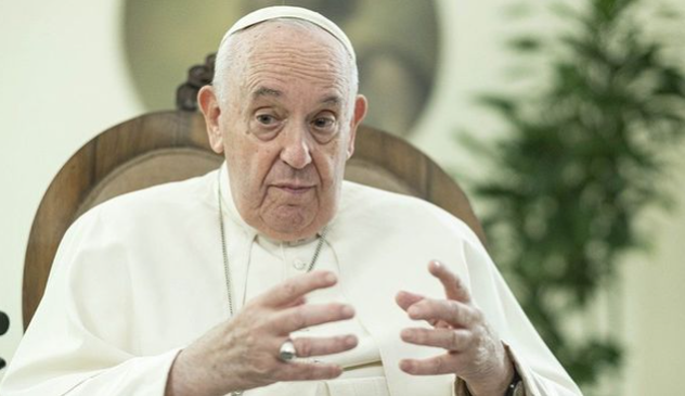 Migranti, Papa: “No ai viaggi della morte, i trafficanti di esseri umani siano fermati”