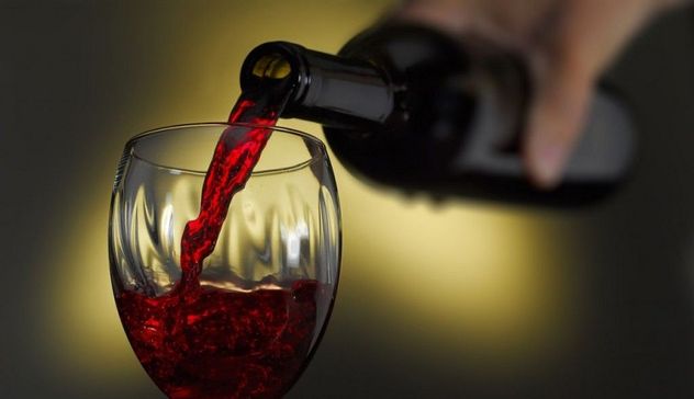 Vino rosso potrebbe ridurre alcuni grassi nel sangue nemici cuore, al via studio