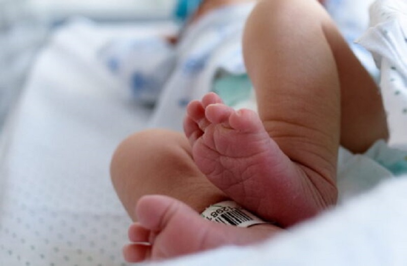 Milano: partorisce in capannone, affida neonata all'ospedale Buzzi e va via