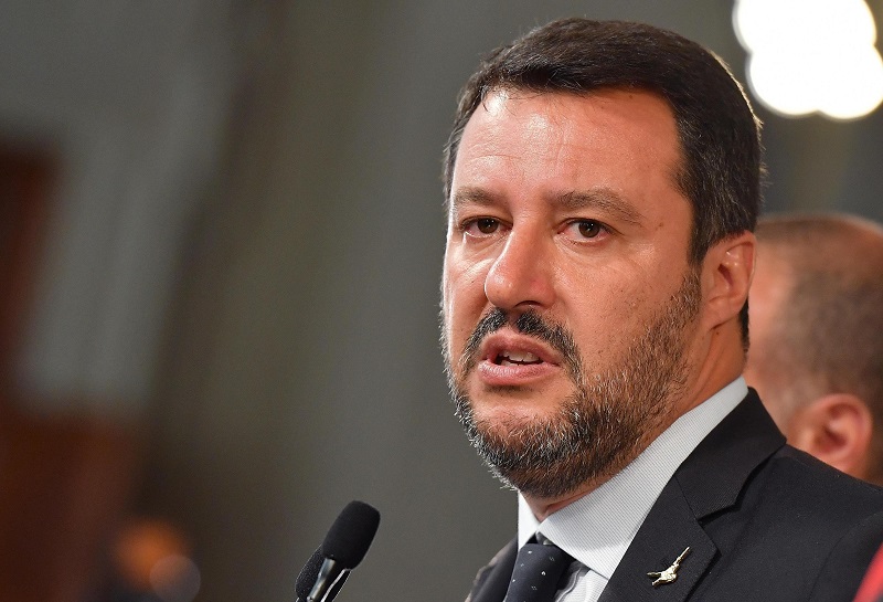 Berlusconi: Salvini, 'in bocca a lupo Silvio, amico mio'