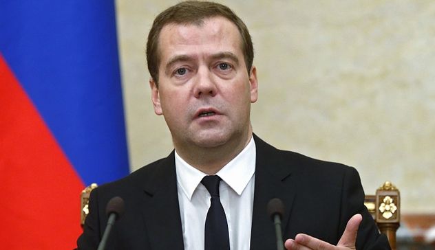 Ucraina, Medvedev: “Siamo sull'orlo di una nuova guerra mondiale”