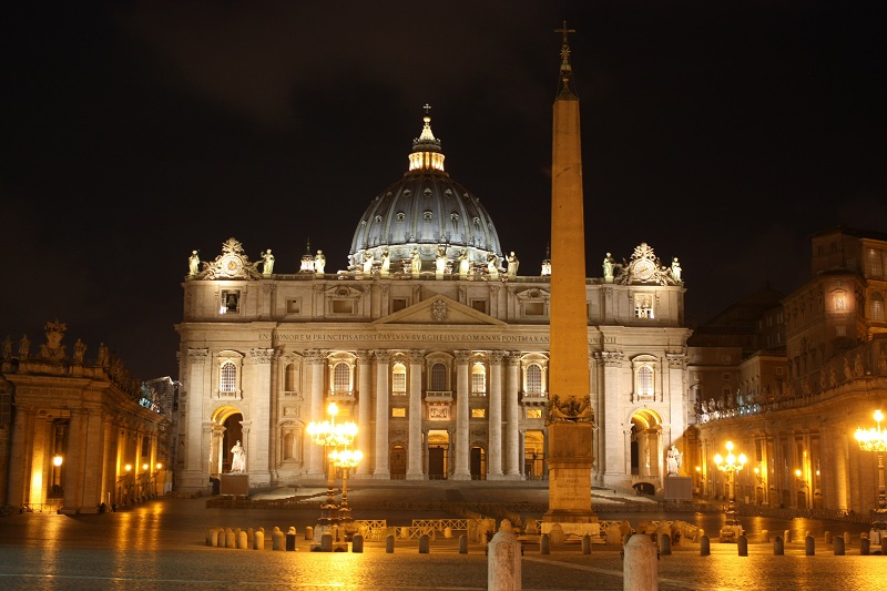 Irrompe in Vaticano per parlare con il Papa: 40enne sottoposto a Tso 
