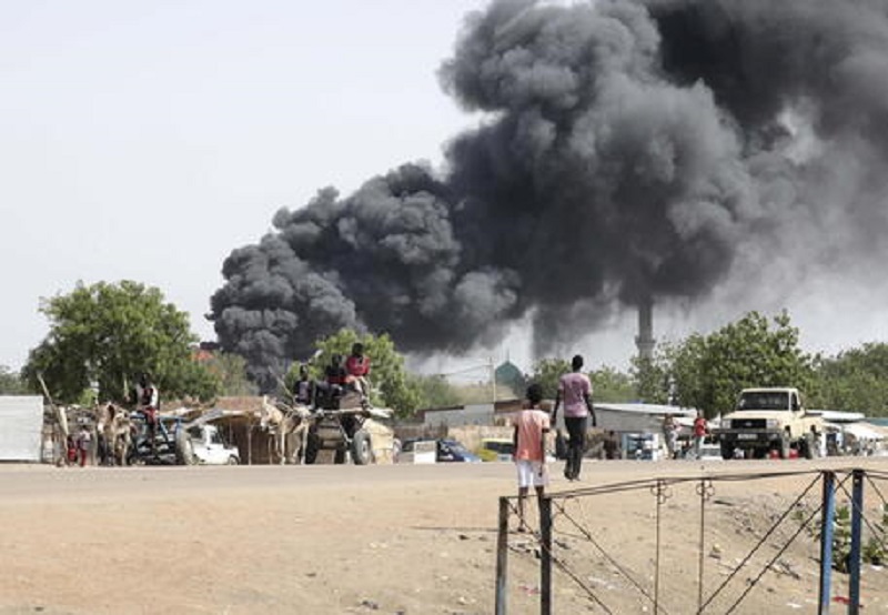 Tregua violata in Sudan, nella notte scontri e attacchi aerei