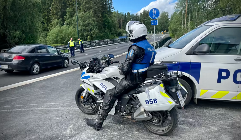 Finlandia: 30 km/h oltre il limite, 121mila euro di multa per eccesso di velocità