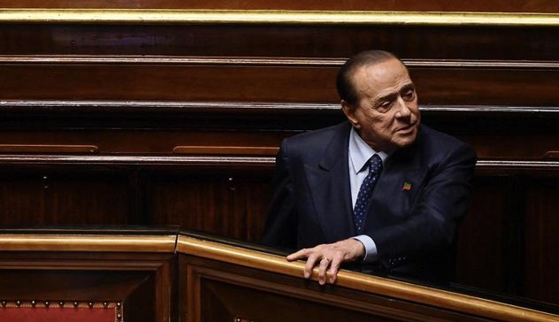 Berlusconi, seconda notte tranquilla in ospedale: oggi nessun bollettino