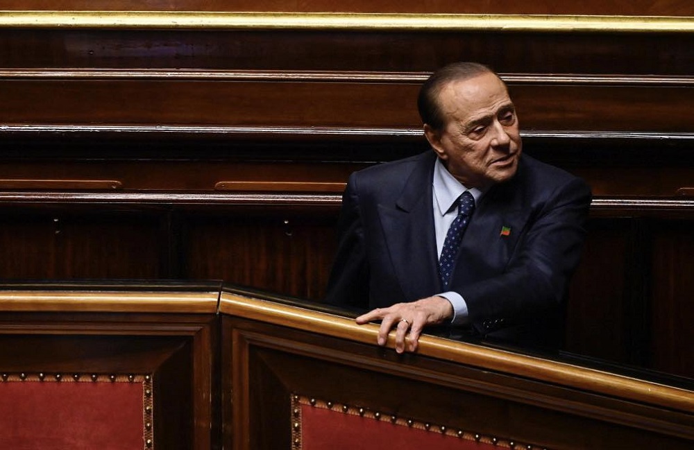 Berlusconi, seconda notte tranquilla in ospedale: oggi nessun bollettino