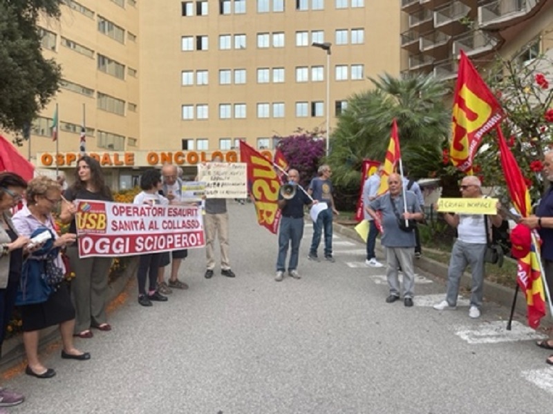 Cagliari: protesta dell'Usb contro lo stop di radioterapia 