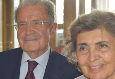 Prodi, morta la moglie Flavia Franzoni: malore durante un cammino in Umbria