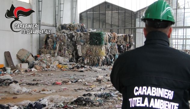 Traffico di rifiuti pericolosi in Sardegna, quindici indagati