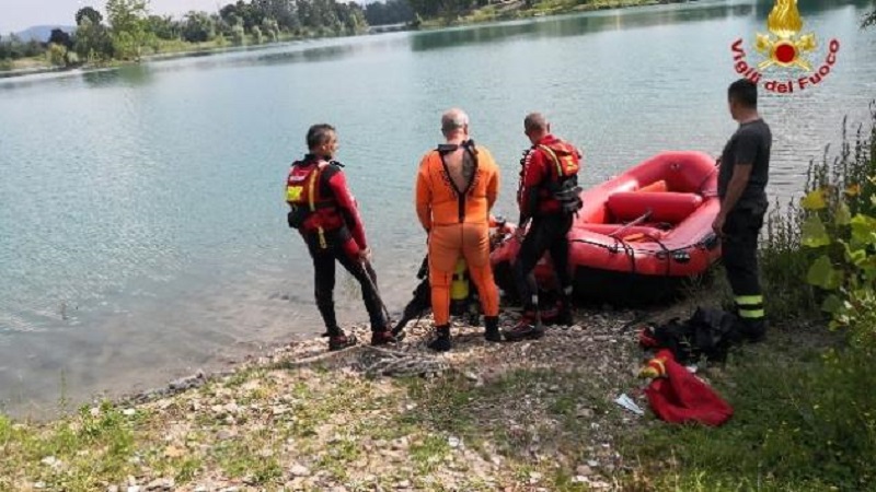 Piacenza, 60enne si tuffa nel fiume per salvare il figlio: muoiono entrambi
