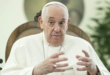 Migranti, Papa Francesco: “Ancora gravi tragedie nel Mediterraneo, vergogna”