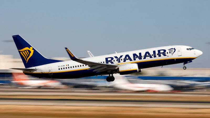 Aerei: firmato un accordo pluriennale tra SOGEAAL e Ryanair per il Nord Sardegna 