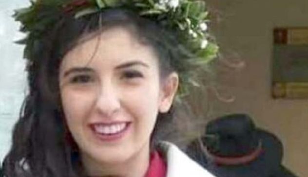 Nuoro, l'ultimo saluto a Marina Masia: grande folla per i funerali della dottoressa 28enne
