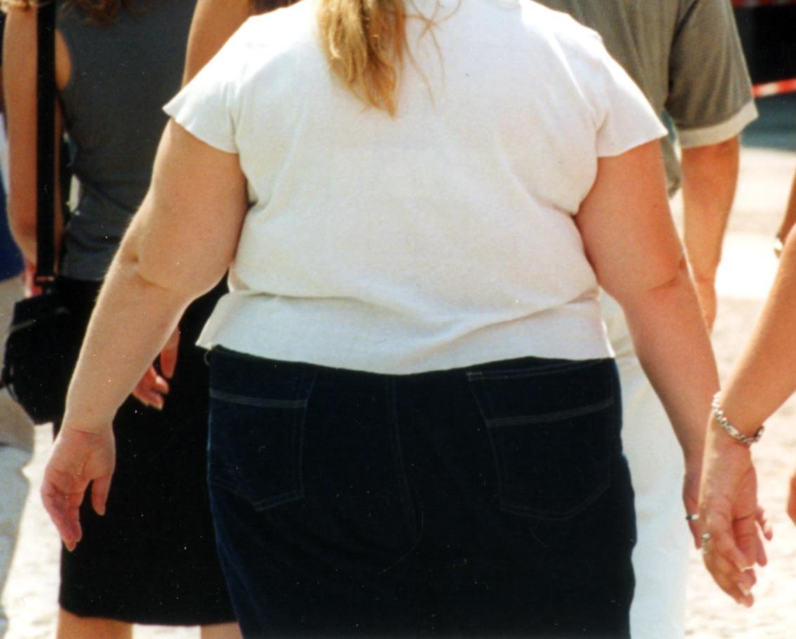 Donne e social, 2 su 5 vengono criticate per il peso