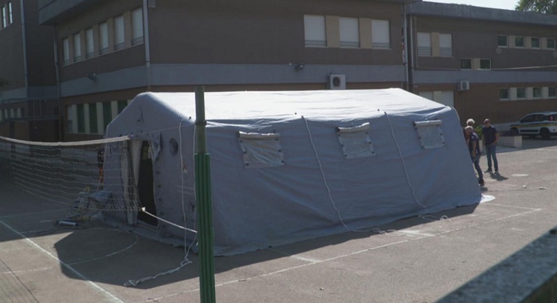Cagliari, la scuola in via Stoccolma resta chiusa: per montare le tende serve più tempo 