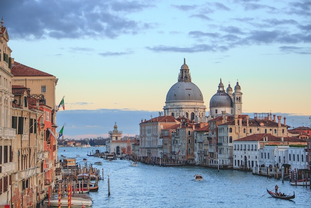Venezia: ok al ticket d'accesso in città, partirà nel 2024