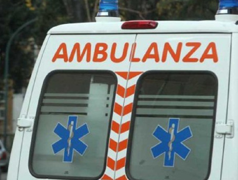 Incidente stradale a Cagliari, ferito un agente della Polizia locale 