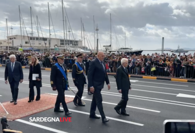 4 novembre, l'arrivo di Mattarella a Cagliari / VIDEO