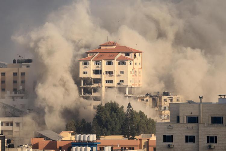 Mo: media, 'raid senza precedenti, massacro nel centro di Gaza'