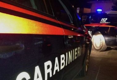 Novara, drogano e violentano due 14enni: arrestati due uomini 