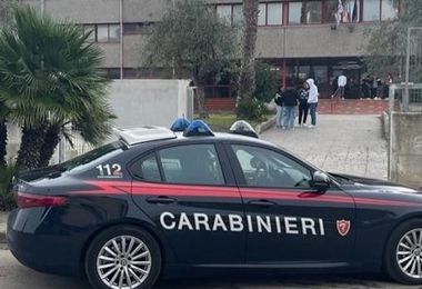 Tentato furto al Liceo Scientifico di Alghero: nei guai un 37enne