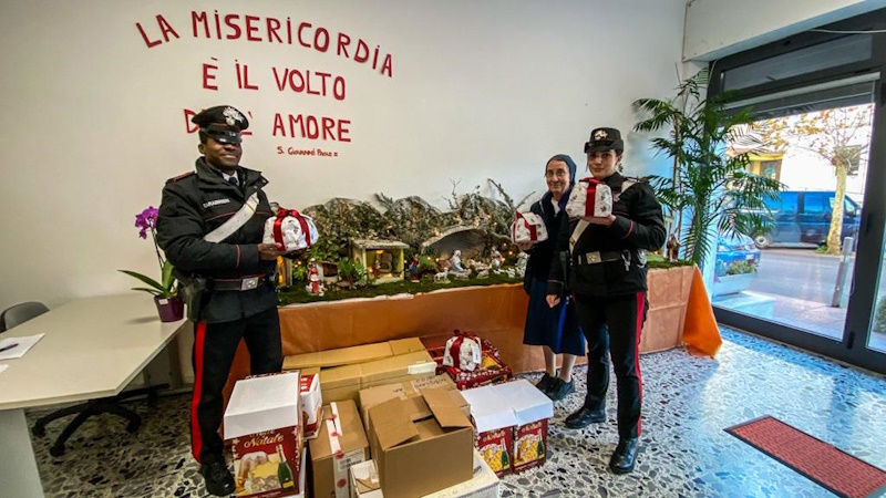 Nuoro. Natale di solidarietà: Carabinieri regalano gioia a bimbi e fragili