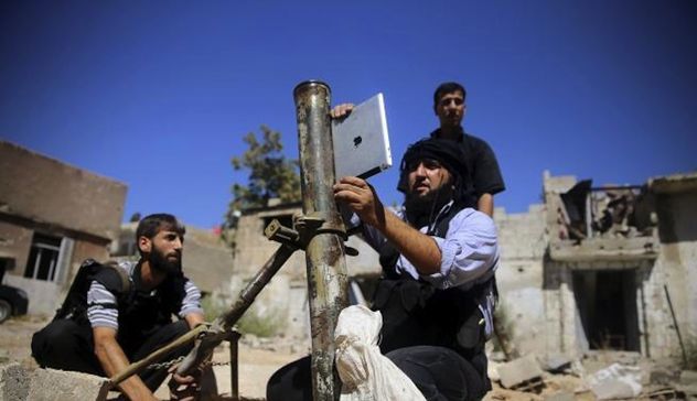 Siria, i ribelli utilizzano l'Ipad per prendere la mira