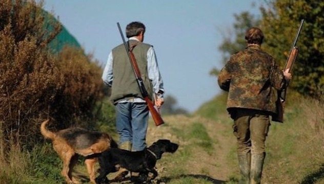 Incidente di caccia a Bultei: ferito a una gamba, codice rosso