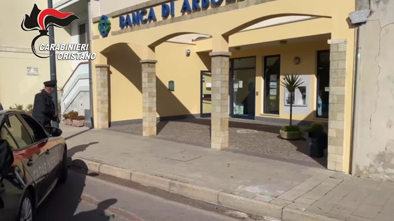 Rapina in banca a Santa Giusta: arrestato anche il secondo bandito