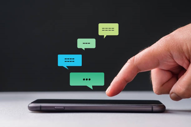 WhatsApp introdurrà la trascrizione dei messaggi vocali: ecco come funzionerà