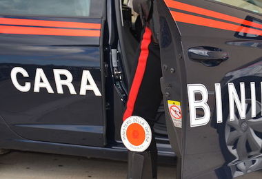 Pavia, 36enne trovato morto in strada: amico sentito dai carabinieri