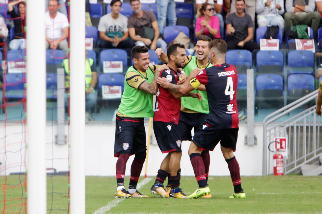 Cagliari-Crotone 1-0, Sau regala la prima vittoria alla Sardegna Arena