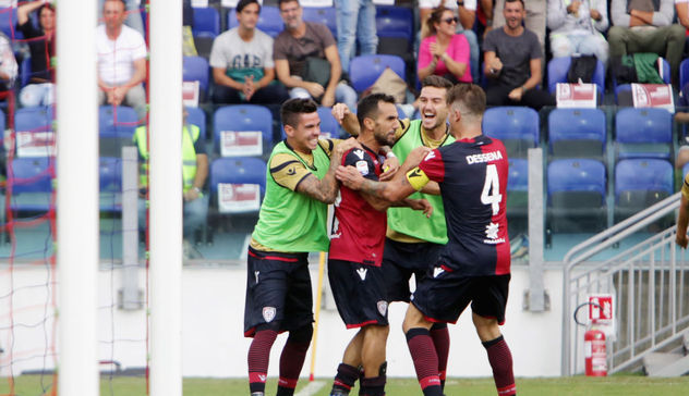 Cagliari-Crotone 1-0, Sau regala la prima vittoria alla Sardegna Arena