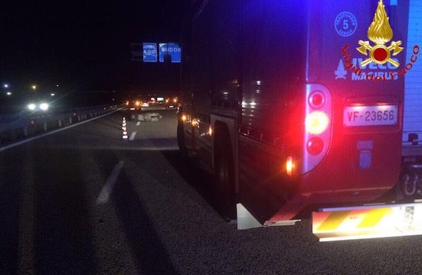 Notte di sangue sulle strade della Sardegna: morti due motociclisti, uno algherese l'altro emiliano