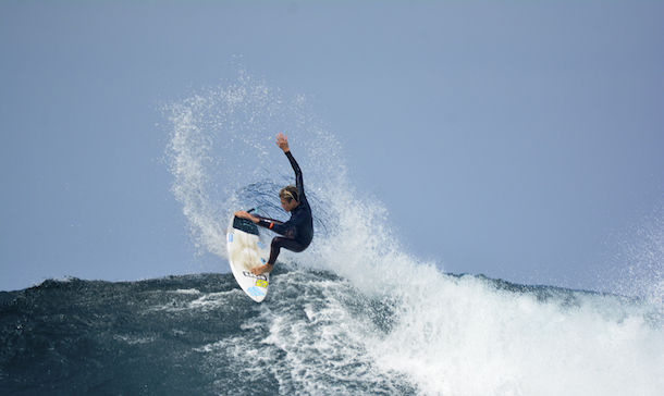 Surf, il giovane cagliaritano Matteo Calatri è il campione italiano Under 16