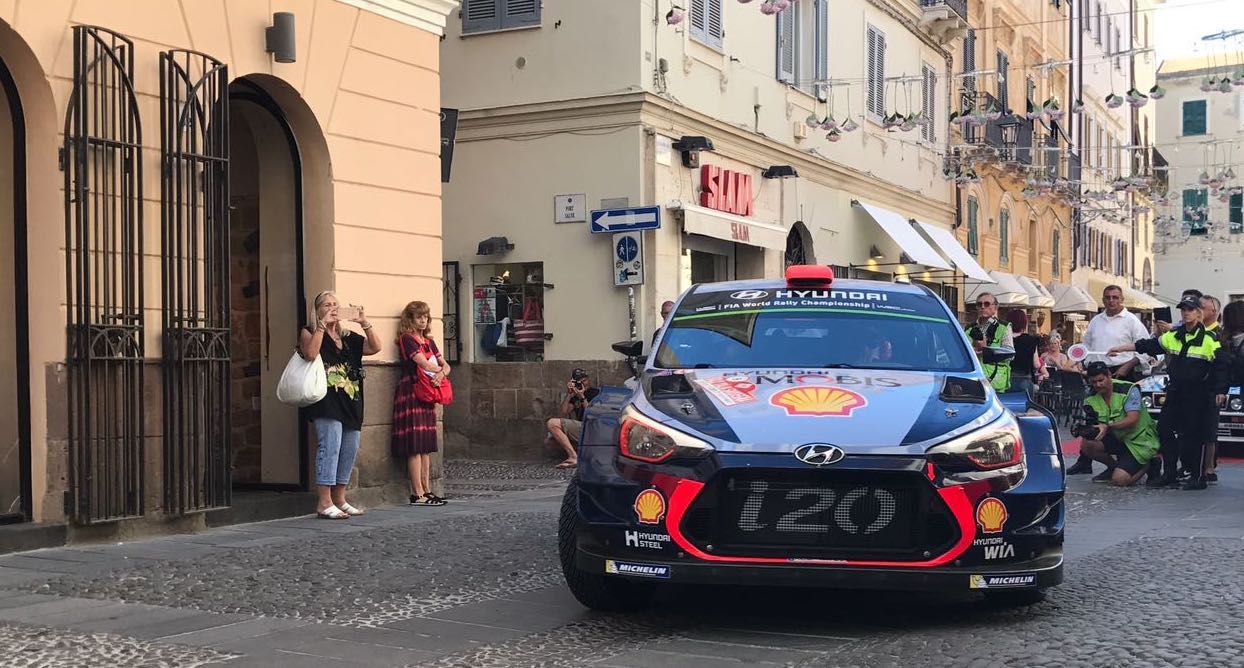 Si accendono i riflettori sul Rally mondiale Italia Sardegna 