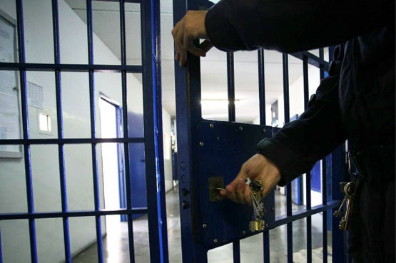 Detenuto di 43 anni si toglie la vita nel carcere di Bancali