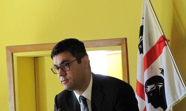 Il sindaco Soddu e l'assessore Romagna precisano i termini del bando predisposto dal Comune per creare un elenco di famiglie disponibili ad accogliere i profughi