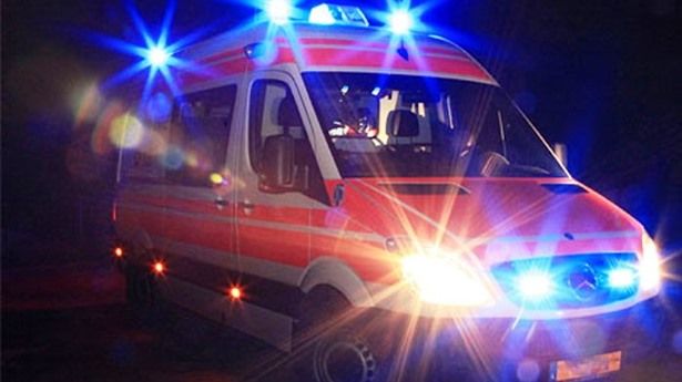 Tragedia a Triei: 46enne muore schiacciato dal ponte sollevatore 