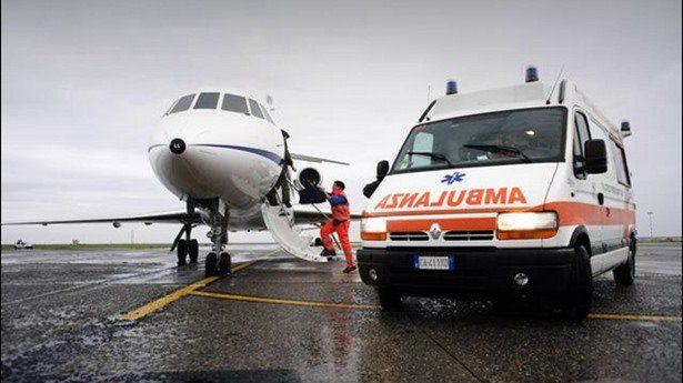 Bambina di 11 in pericolo di vita trasportata d'urgenza da Olbia a Roma con un velivolo Falcon 900 dell'Aeronautica Militare