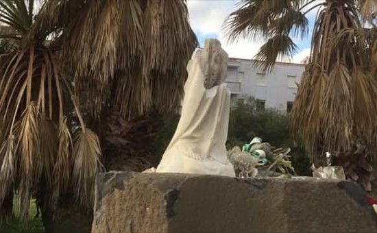 Statua della Madonna distrutta ad Oristano. L'Arcivescovo: 